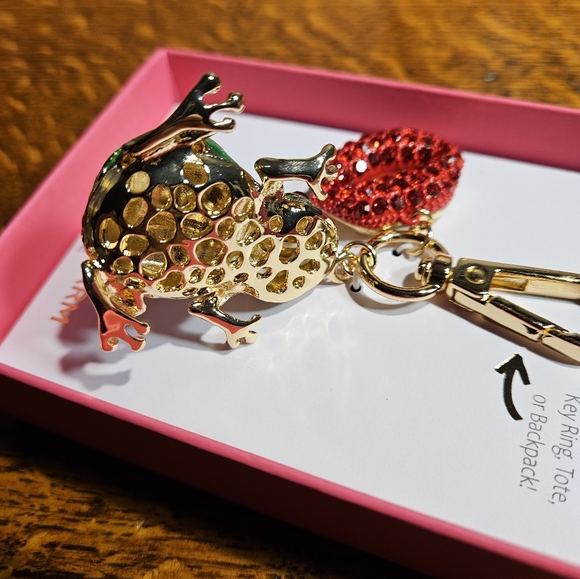True to Form Toad Prince Rhinestone Bag Charm Kissing Frog - Picture 4 of 5